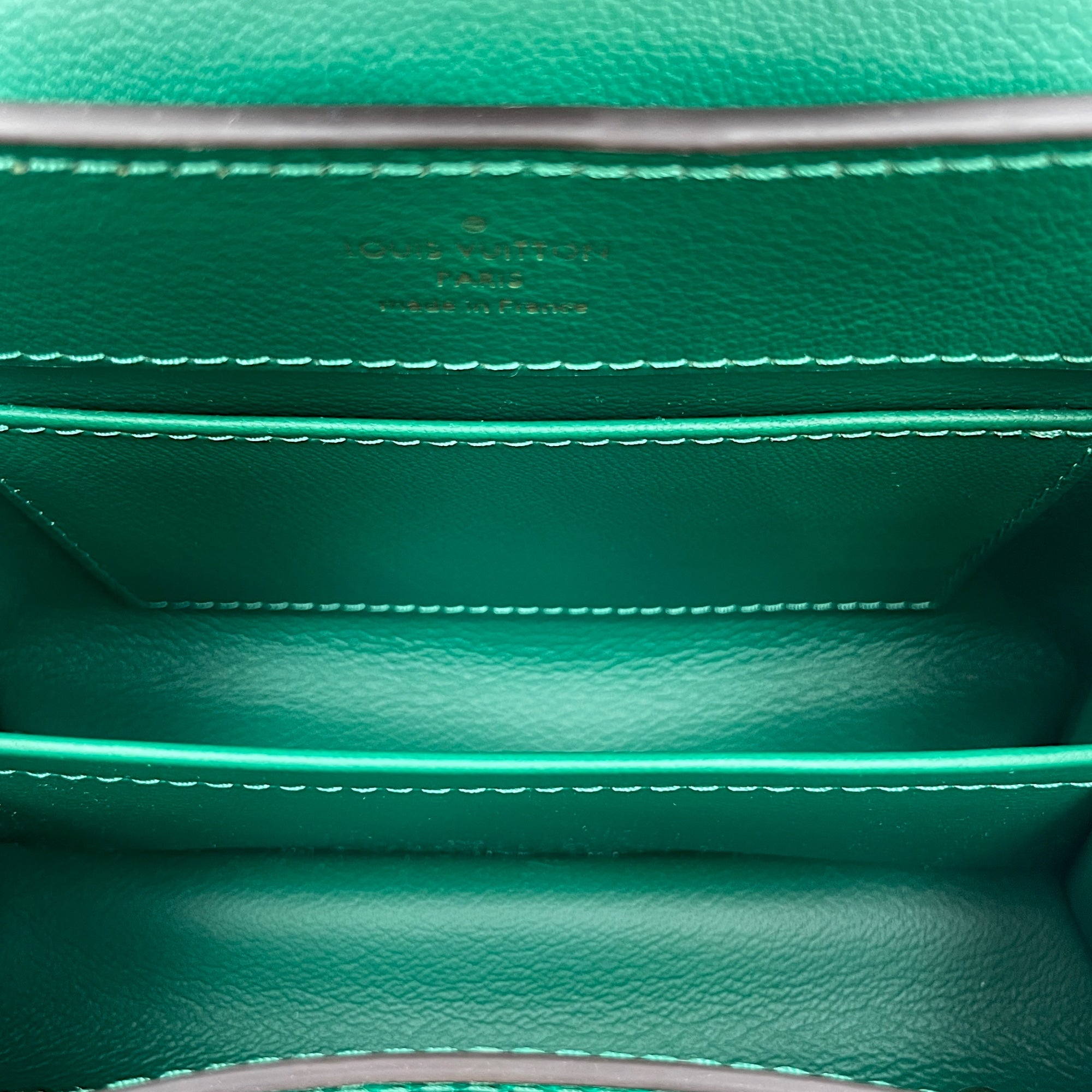 Capucines Mini Emerald Shoulder Bag in Shiny Alligator, Gold hardware