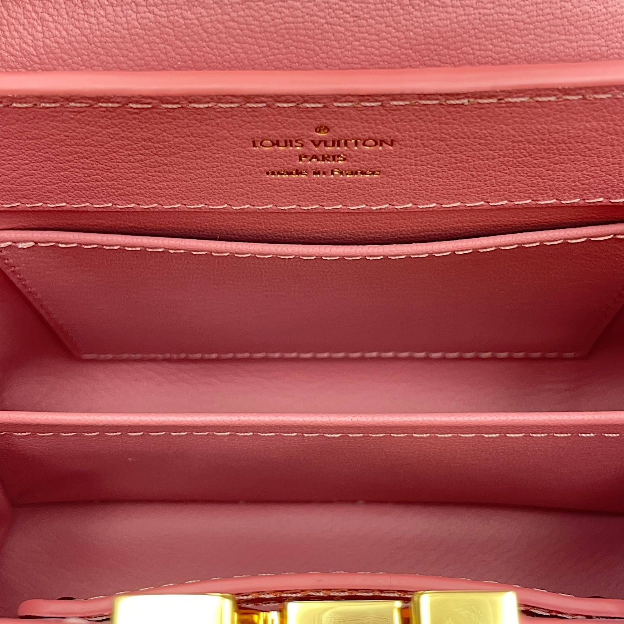 Capucines Mini Pink Shoulder Bag in Shiny Alligator, Gold hardware