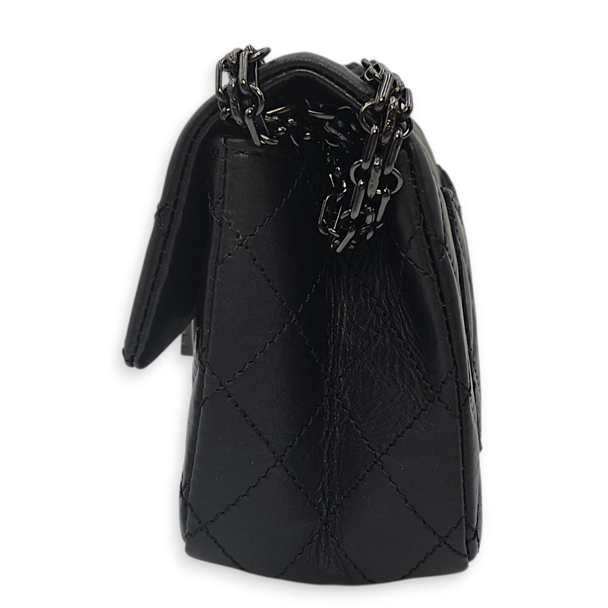 So Black Reissue Flap Mini Black Shoulder Bag in Distressed Leather, So Black hardware