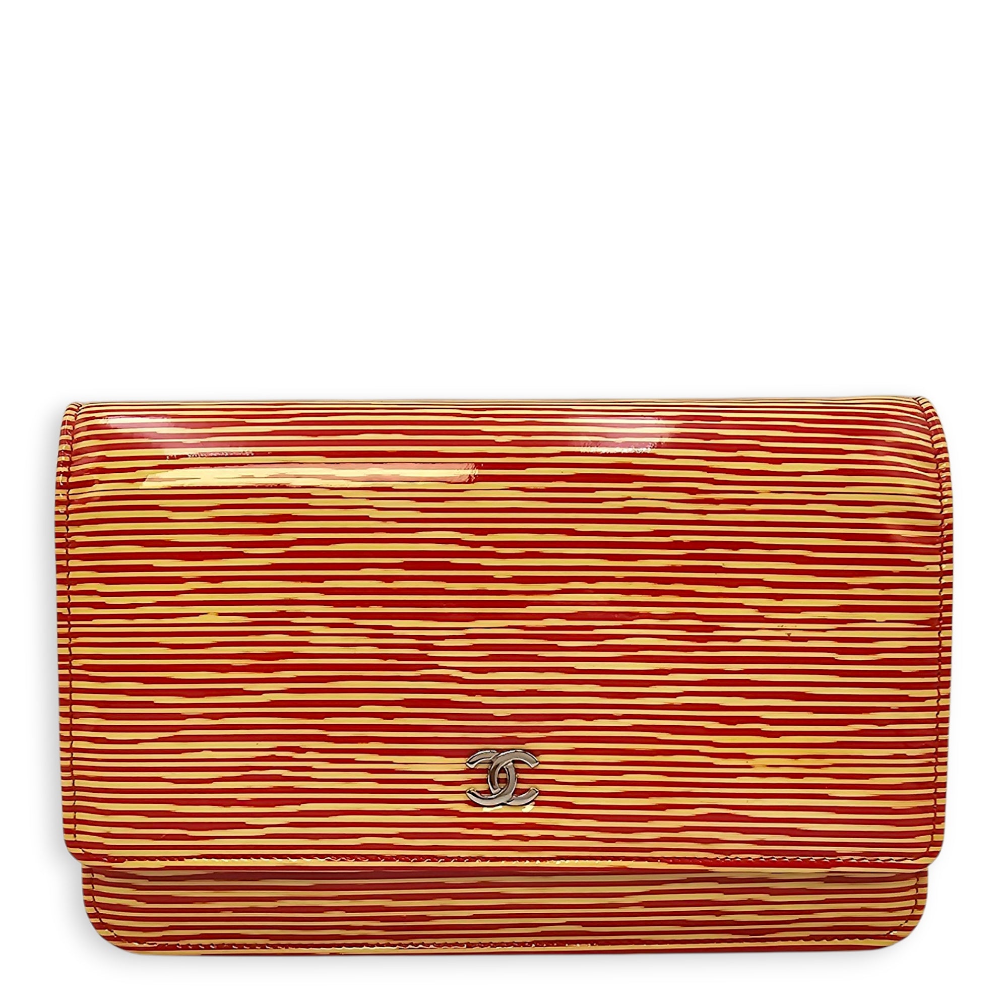 Limited Edition CC Orange Wallet on Chain in Patent Leather, Silver hardware