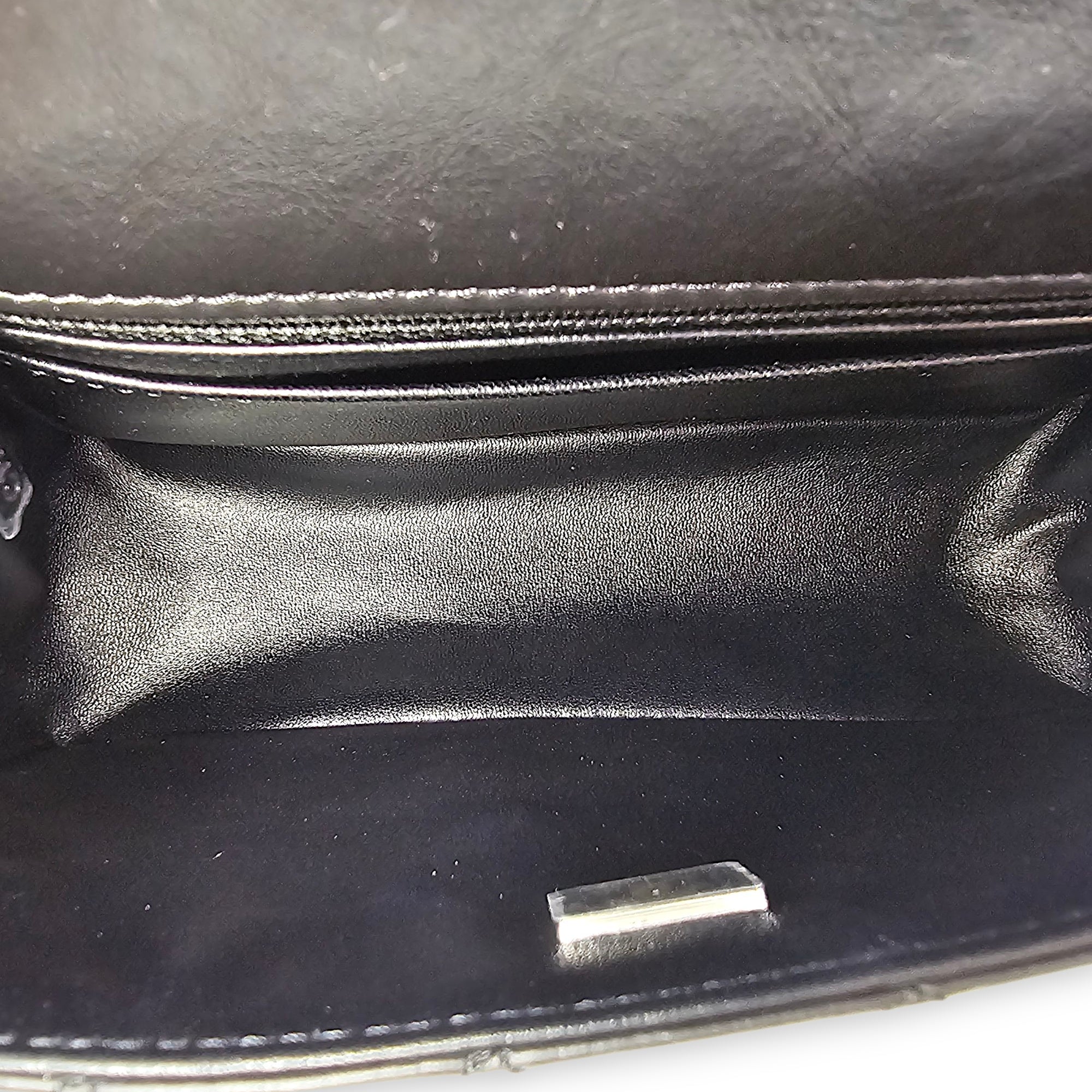 So Black Reissue Flap Mini Black Shoulder Bag in Distressed Leather, So Black hardware