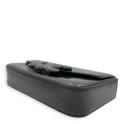 Triomphe Flap 20cm Black Shoulder Bag in Calfskin, Gold hardware