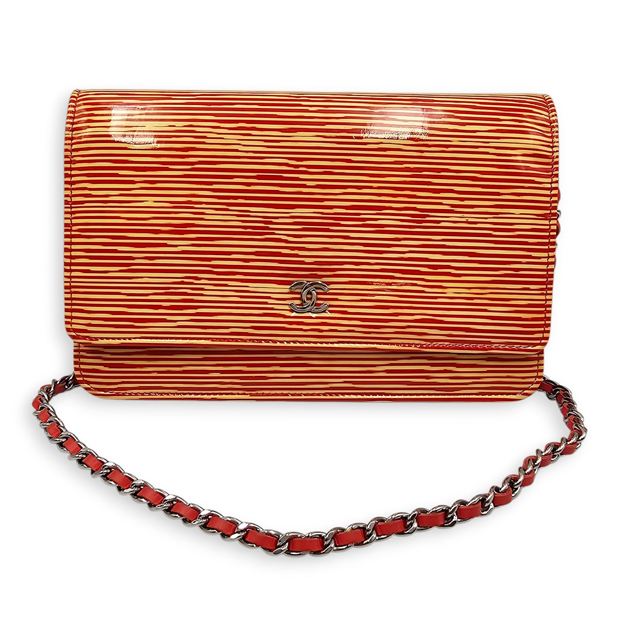 Limited Edition CC Orange Wallet on Chain in Patent Leather, Silver hardware