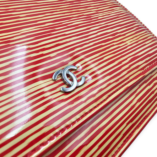 Limited Edition CC Orange Wallet on Chain in Patent Leather, Silver hardware