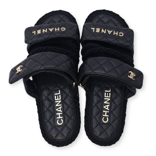 Quilted Rope CC 36 Black Flat Sandals in Calfskin, Gold hardware