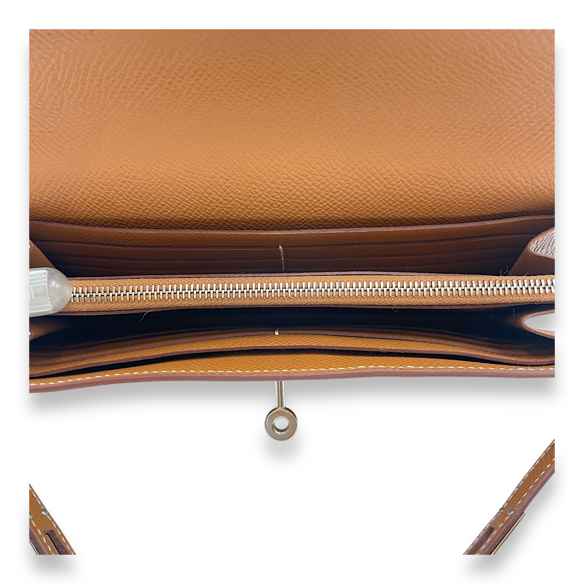 Kelly Gold Wallet in Epsom, Palladium hardware