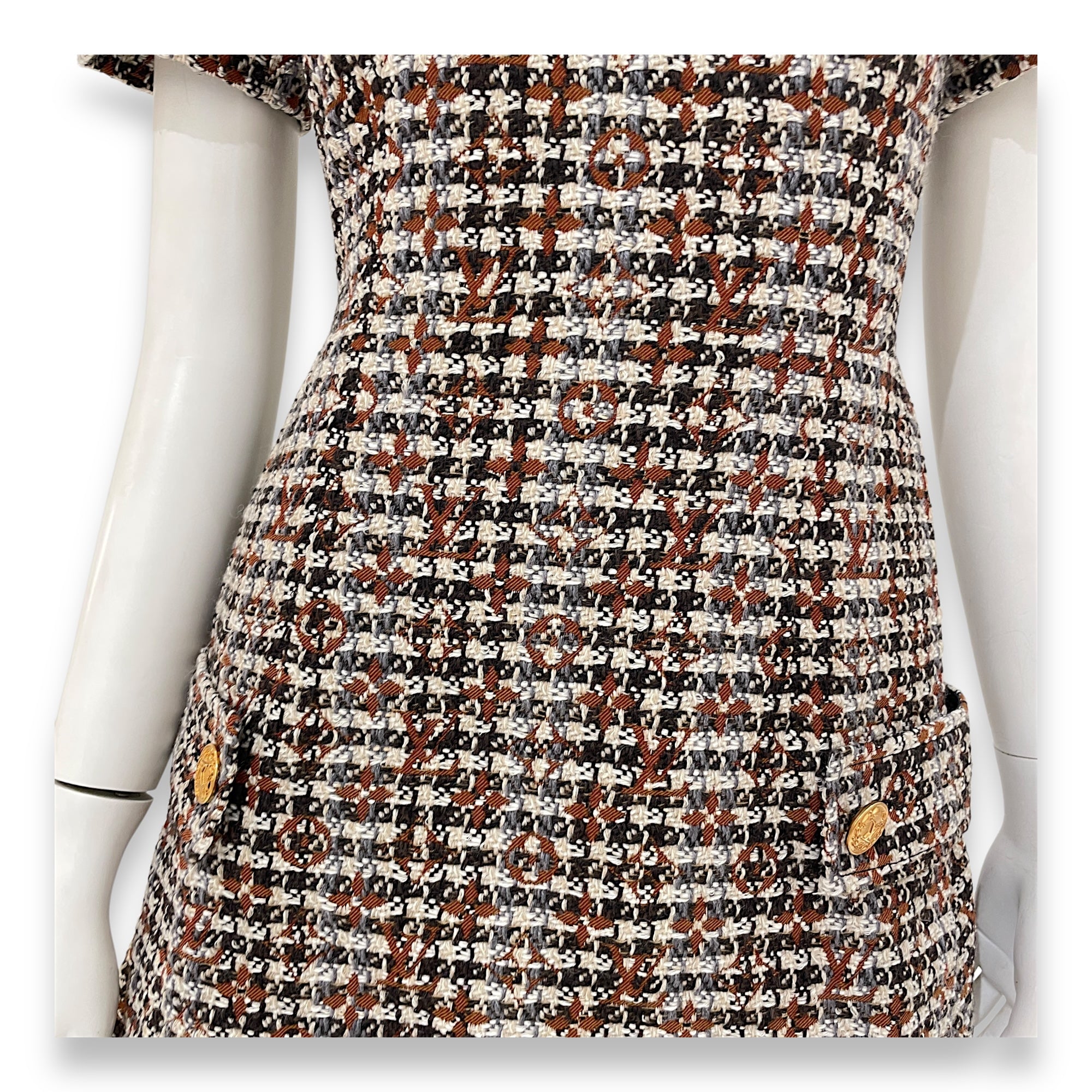 Mohair Blend Logo Button Monogram Short Sleeve Tweed Dress 34 Multi-Color Ready-To-Wear