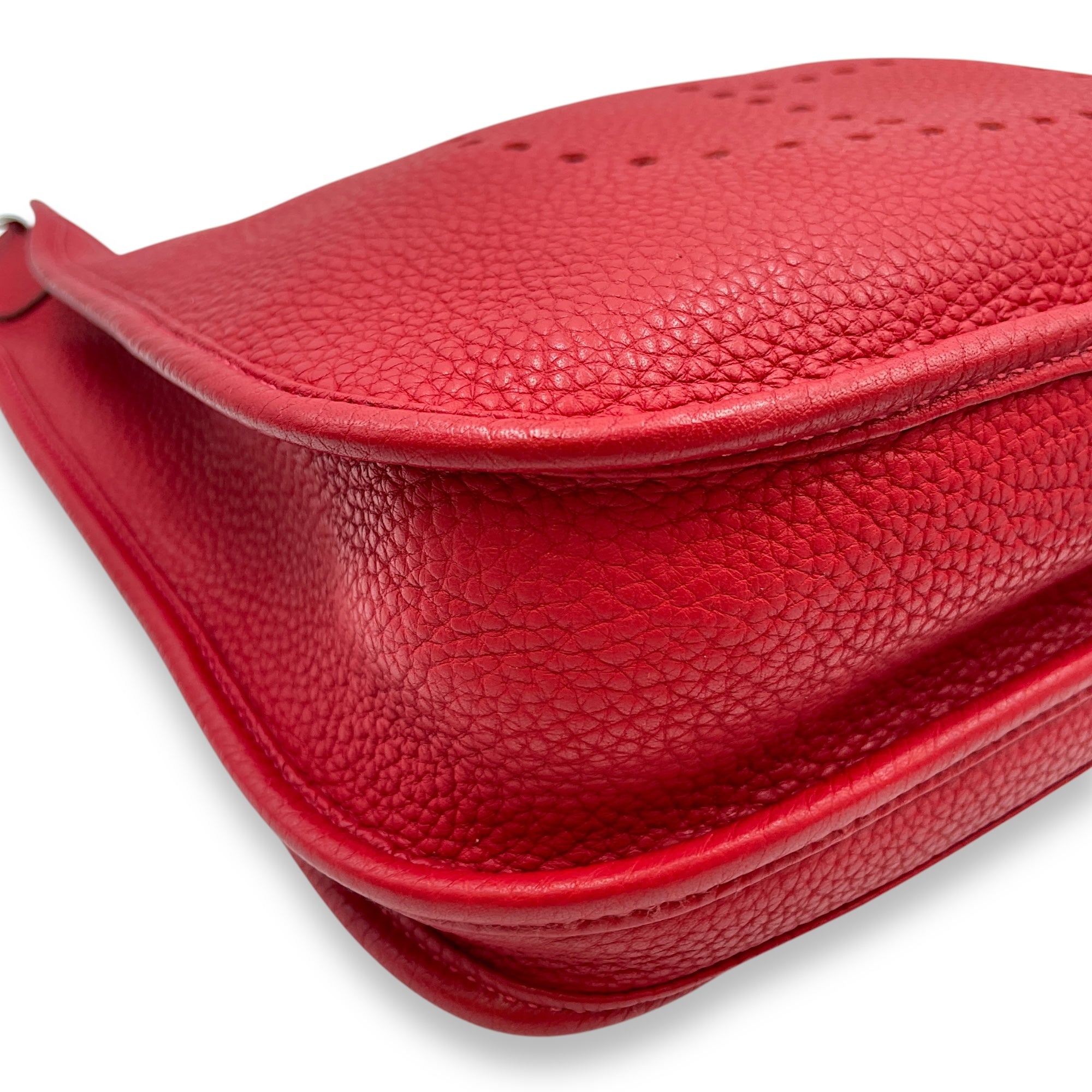 Evelyne III PM Rouge Casaque in Clemence, Palladium hardware