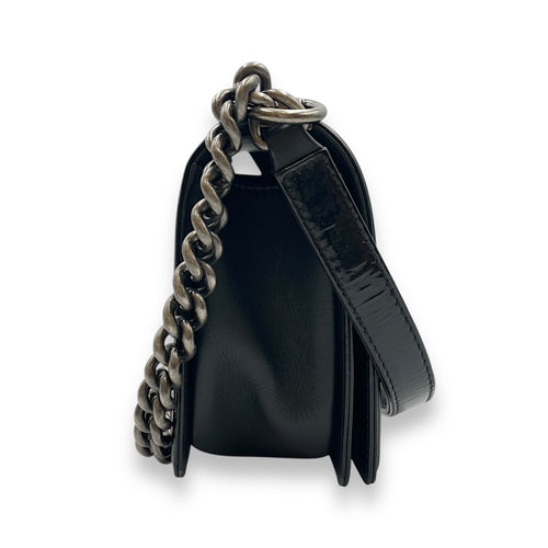 Le Boy Medium Black Flap Bag in Patent Leather, Silver hardware