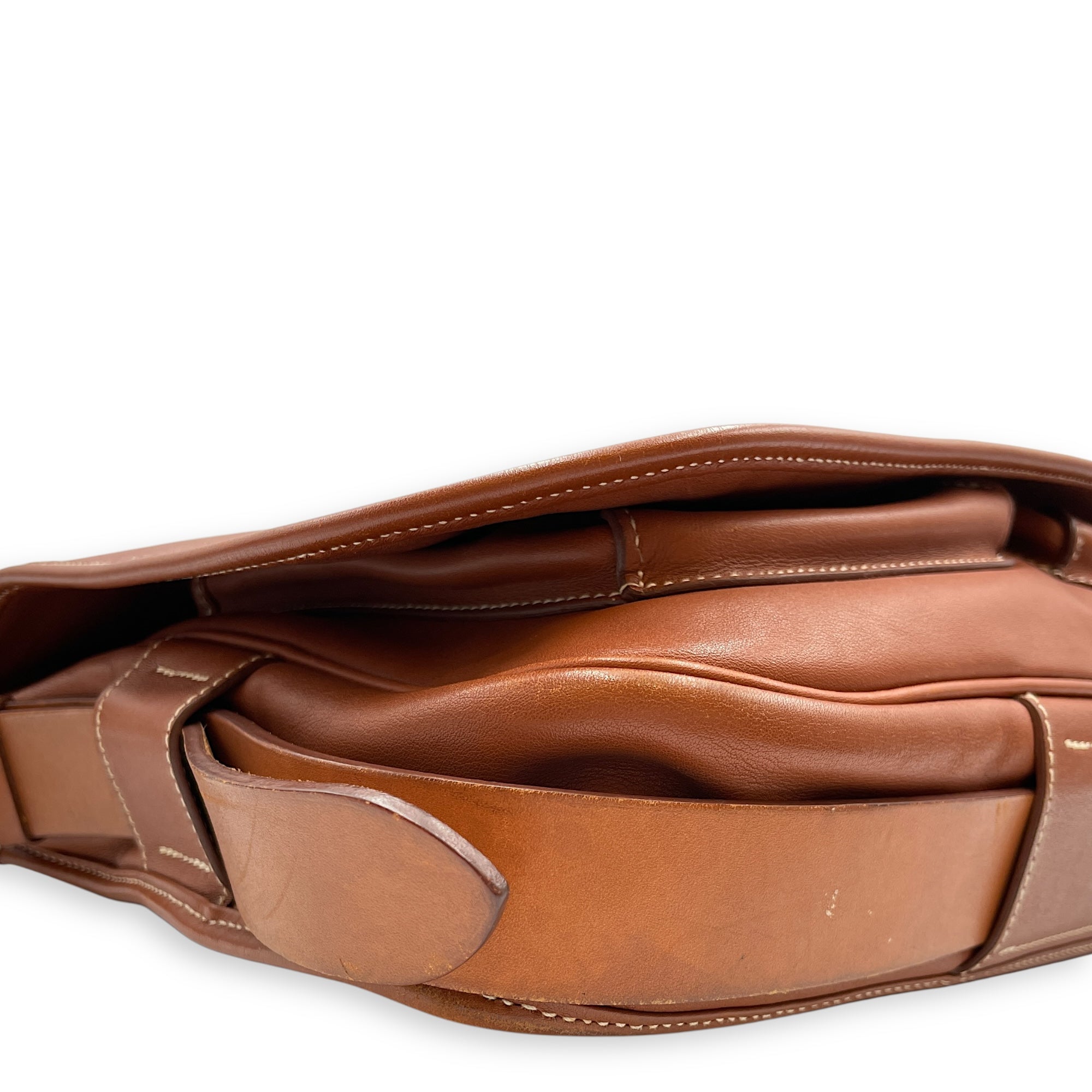 Barda 35 Fauve in Sikkim, Palladium hardware