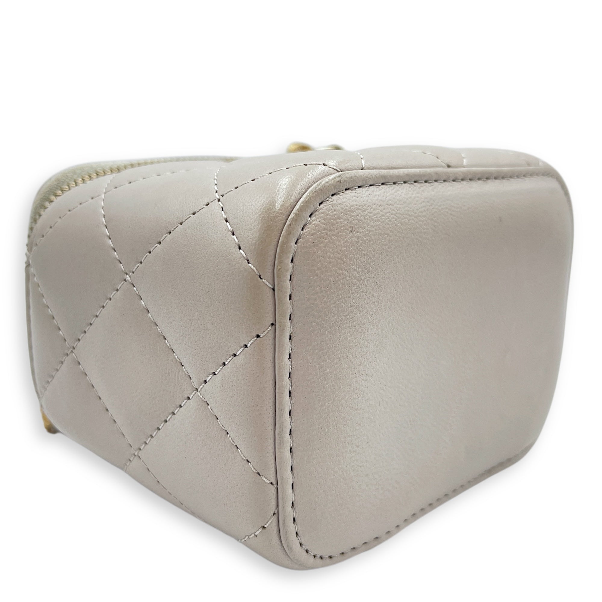 CC Mini Grey Vanity Bag in Lambskin, Gold hardware