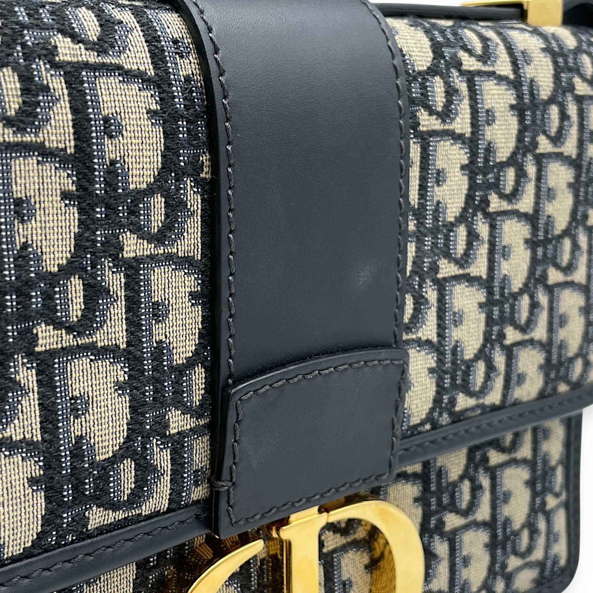 Oblique Montaigne 24cm Blue Crossbody Bag in Canvas, Gold hardware
