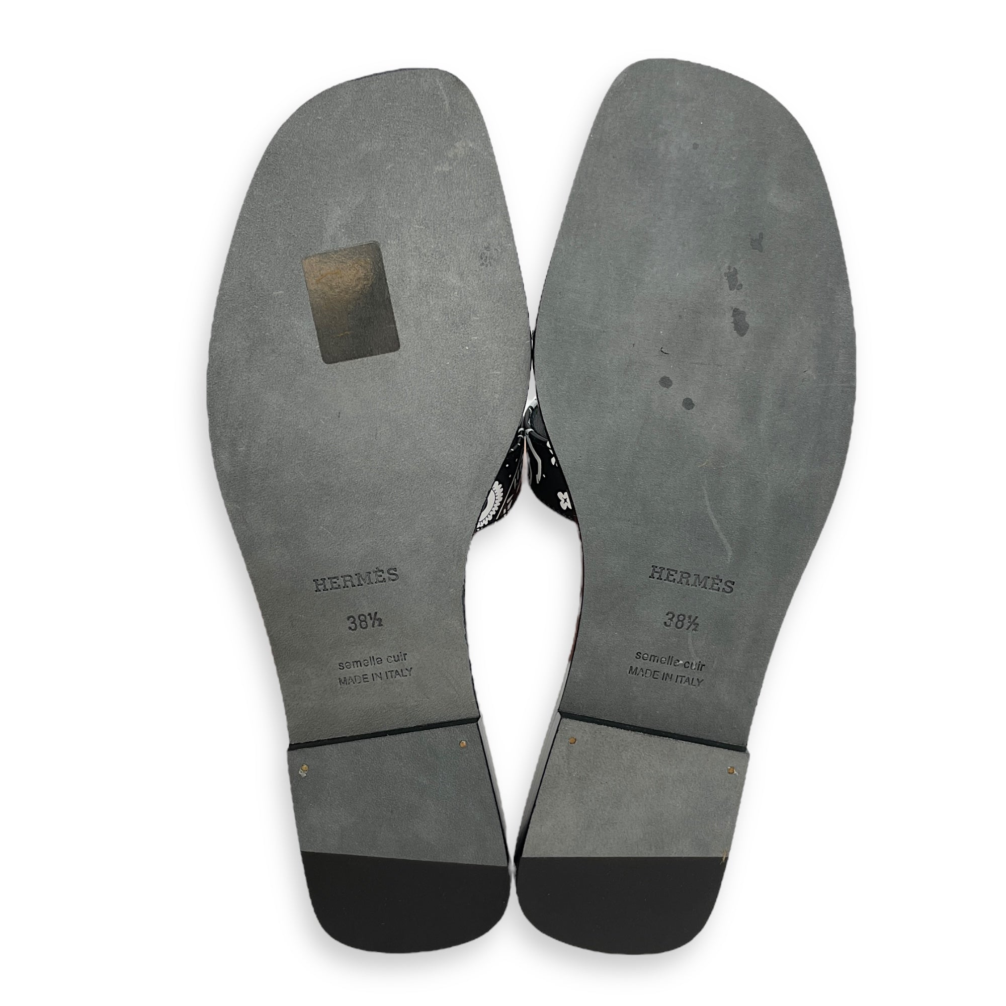 Oran 38.5 Black Sandals in Calfskin