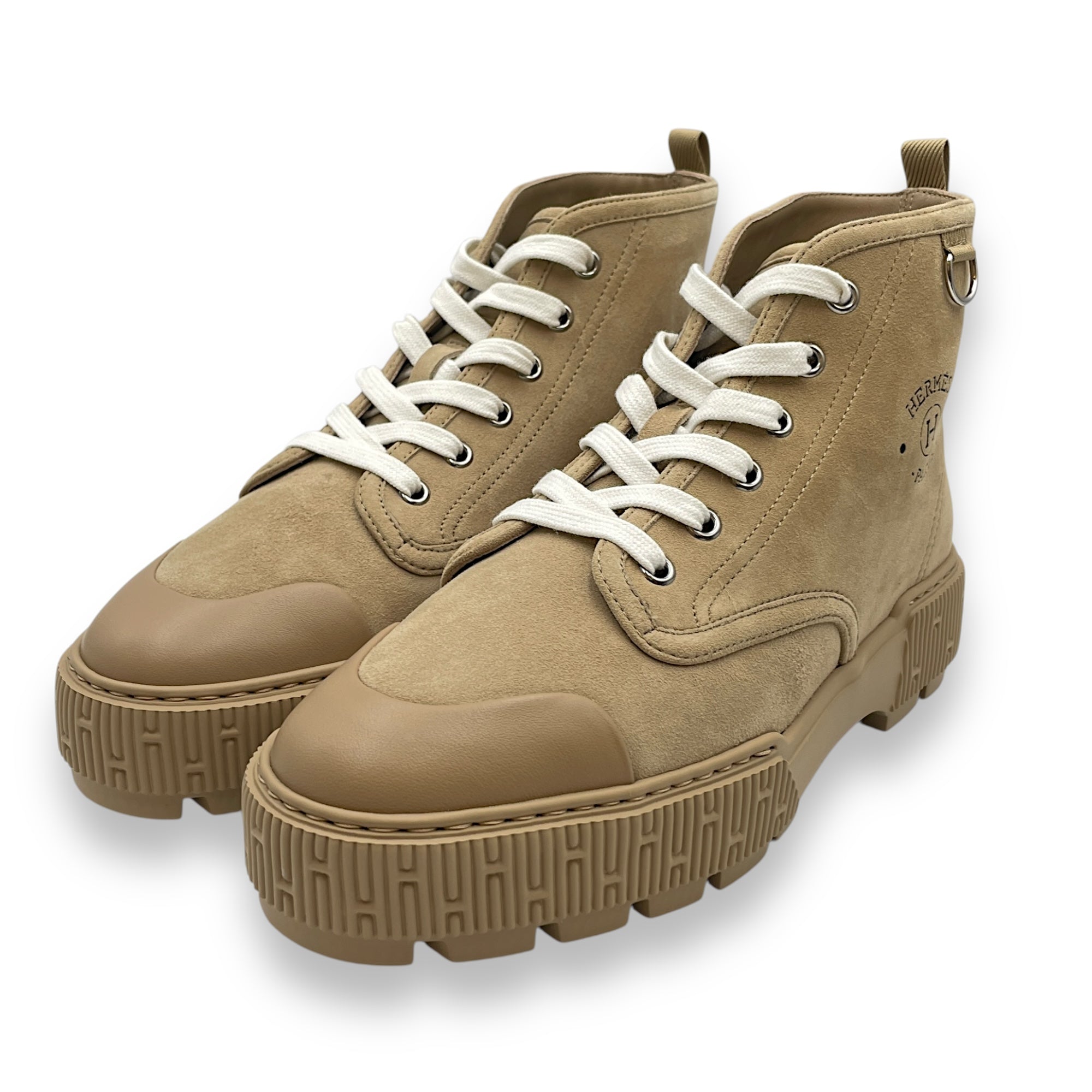 Itineraire 38.5 Beige Ankle Boot in Suede Leather