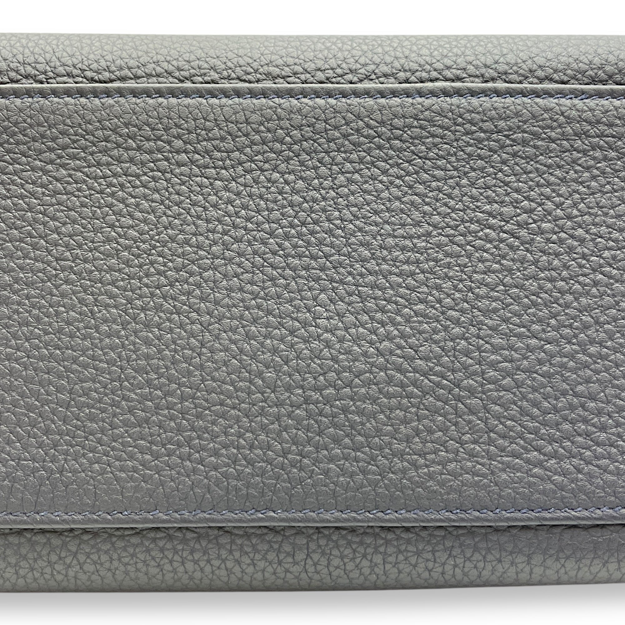 Kelly 28 Nuit in Togo, Palladium hardware