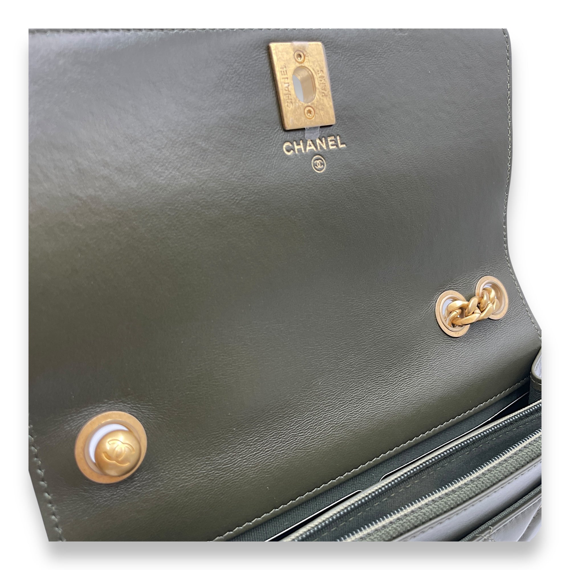 CC Quilted Olive Green Wallet on Chain in Lambskin, Gold hardware