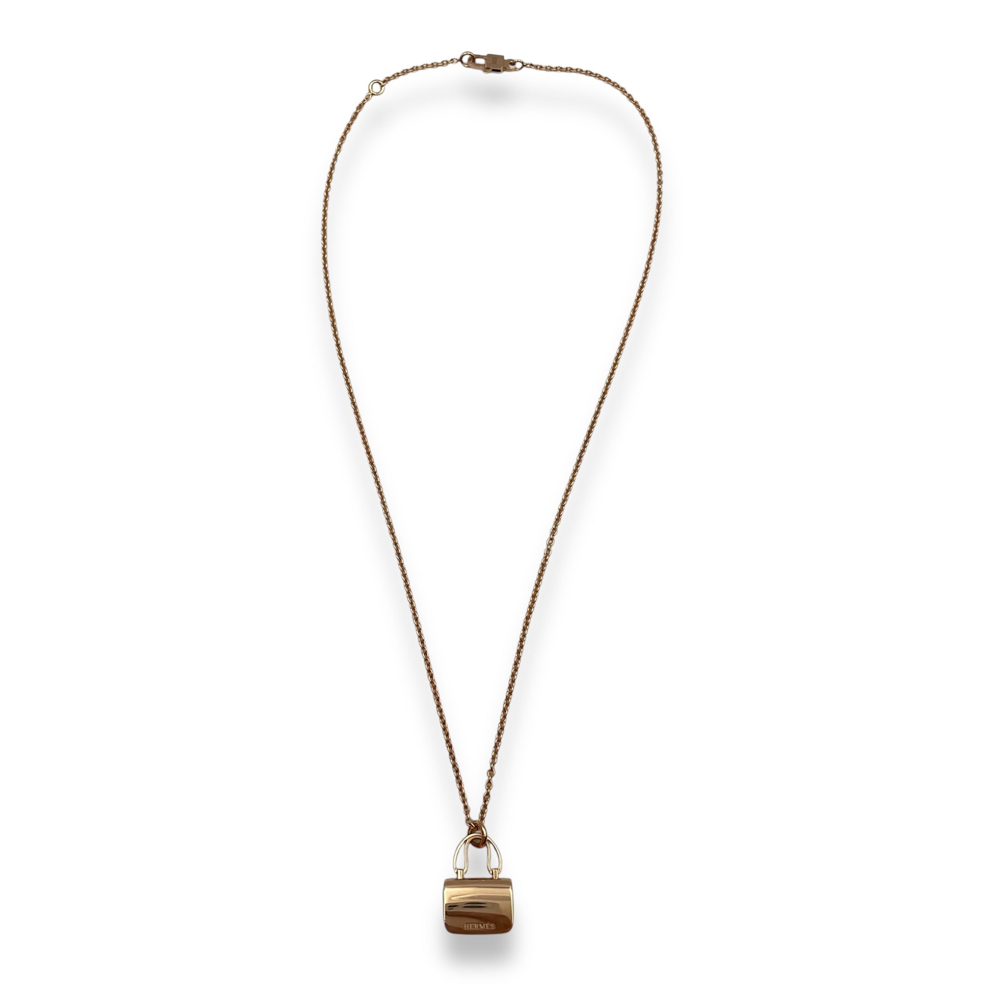 Constance Amulettes Pendant in 43 Pink Sapphires, 0.53 CT, Rose Gold hardware