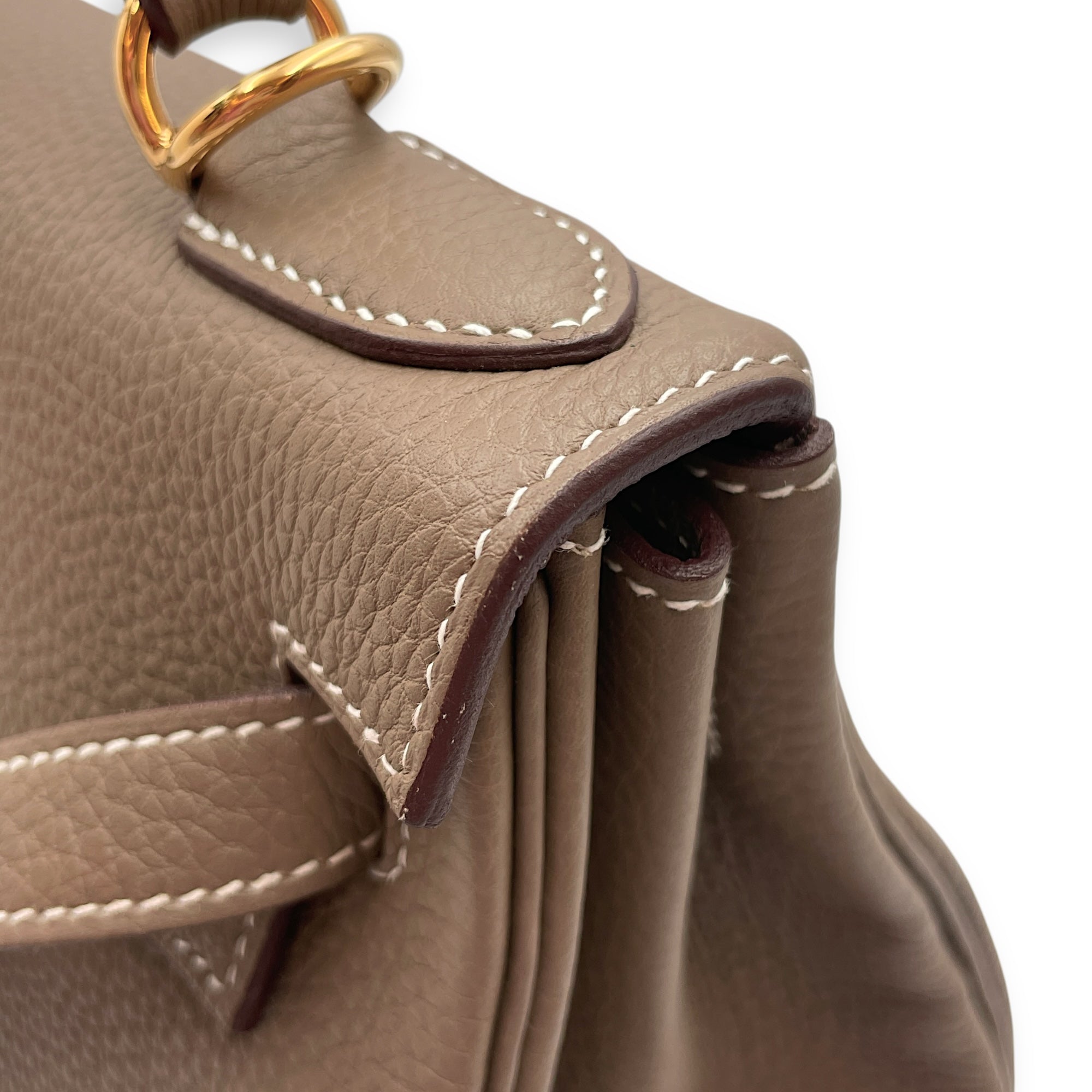 Kelly 28 Etoupe in Togo, Gold hardware