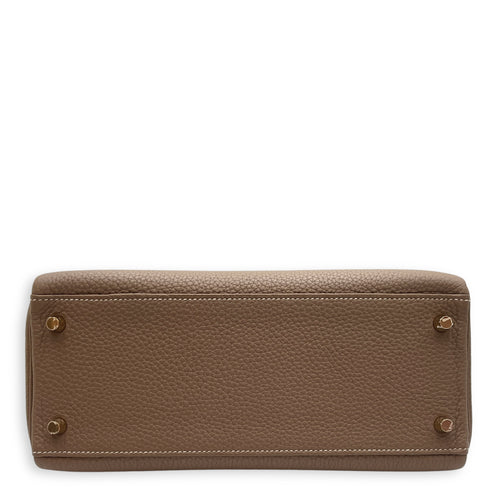 Kelly 28 Etoupe in Togo, Gold hardware