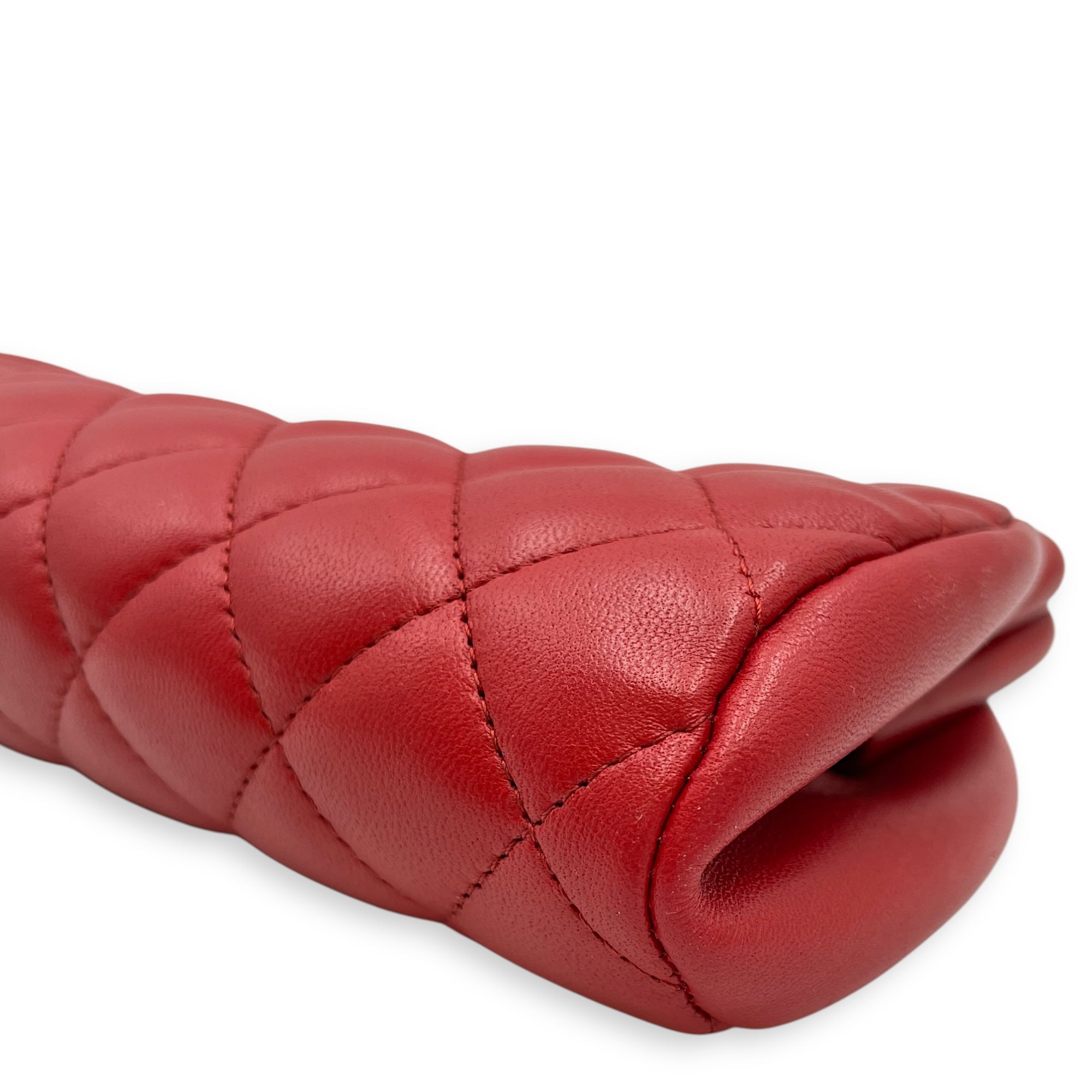 Quilted Timeless Red Clutch in Lambskin, Gold hardware