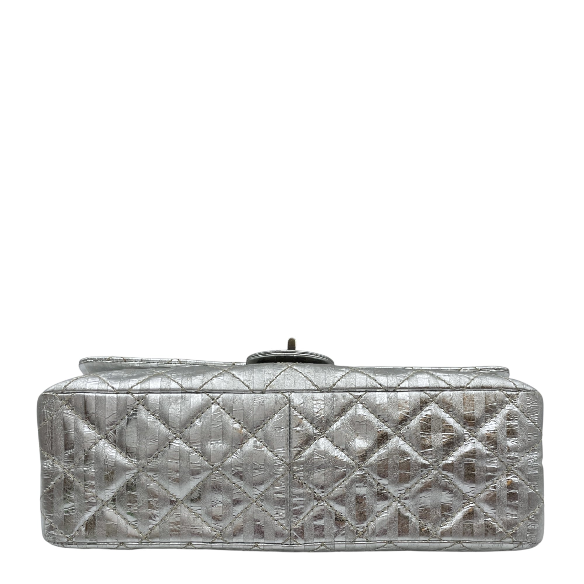 Quilted Reissue 2.55 Silver Flap Bag in Distressed Leather, Silver hardware