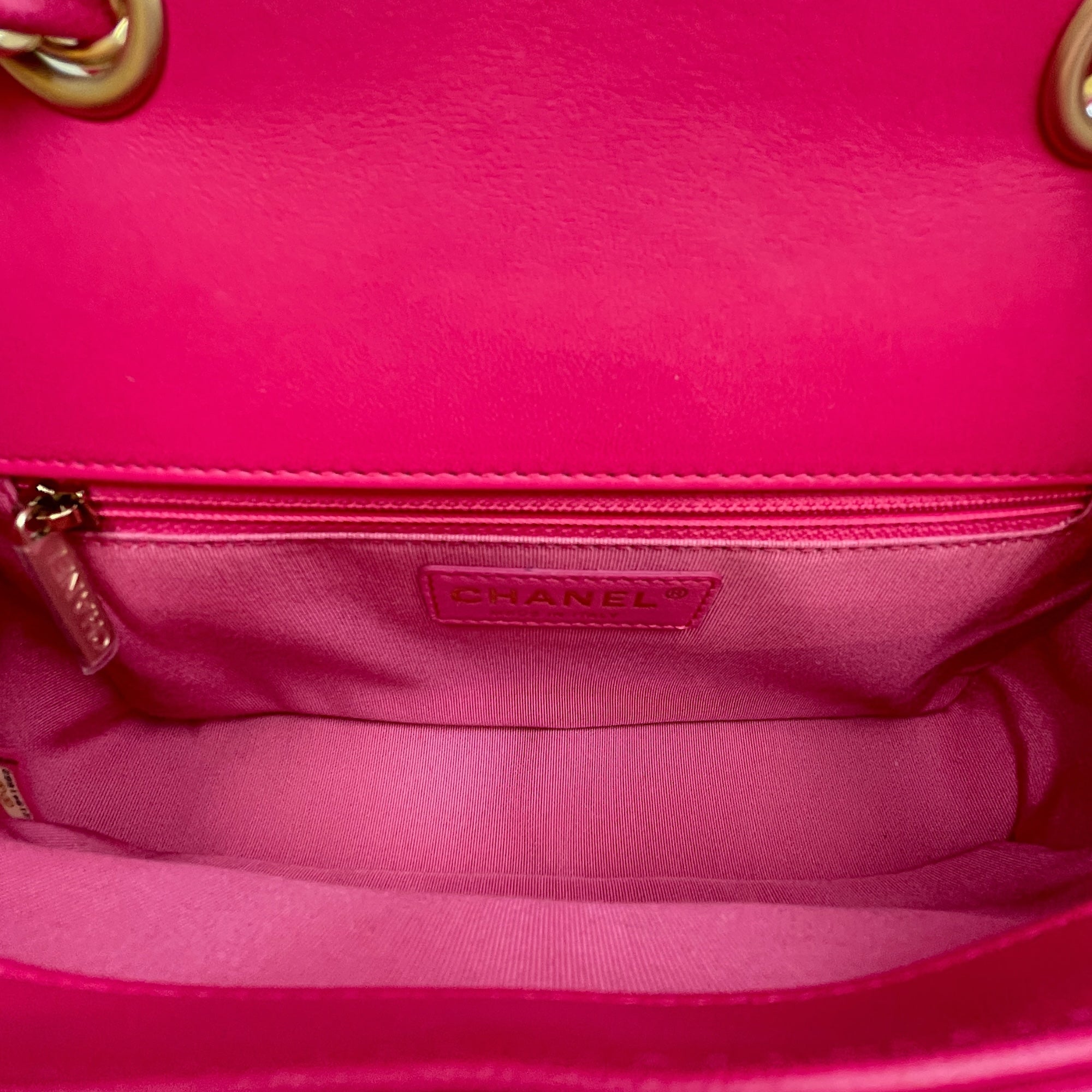 Mademoiselle Chic Seasonal Pink Flap Bag in Lambskin, Gold hardware