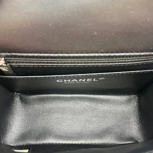 Square Chevron Mini Black Flap Bag in Lambskin, Silver hardware