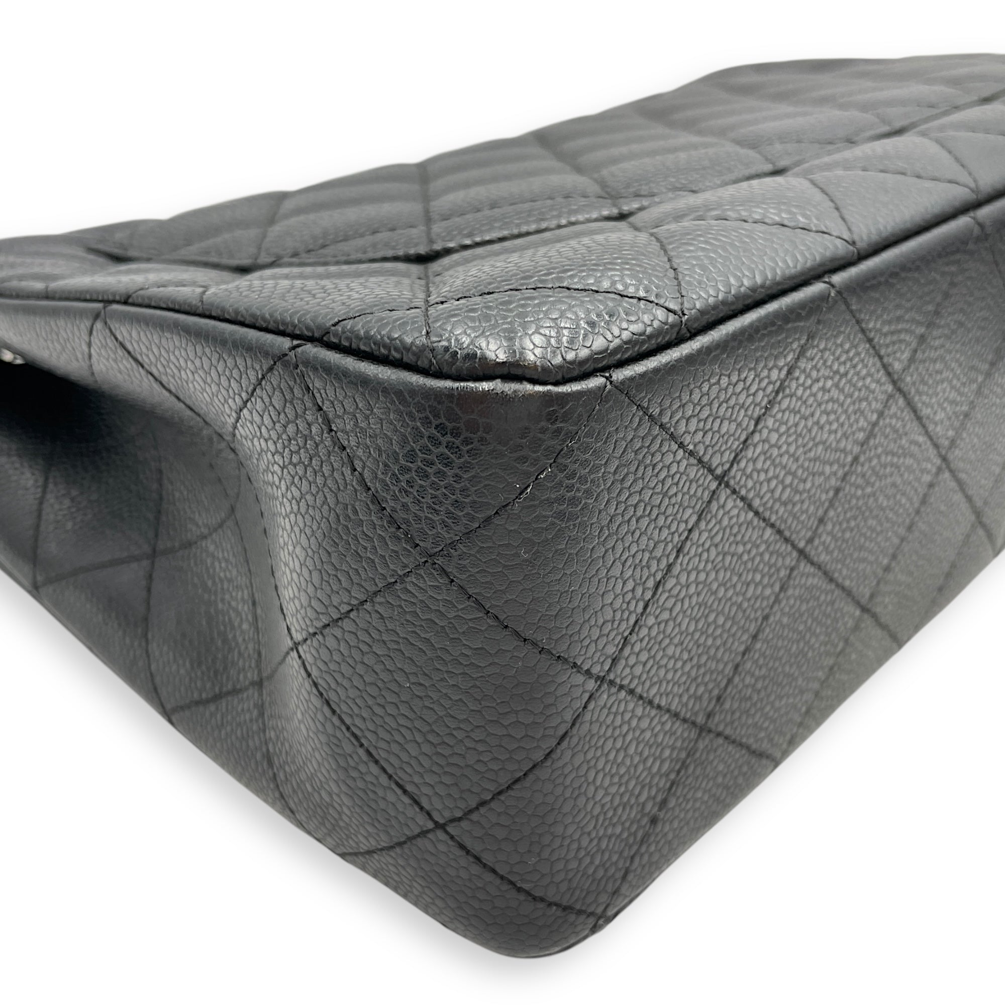Quilted CC Jumbo Black Flap Bag in Caviar Leather, Silver hardware