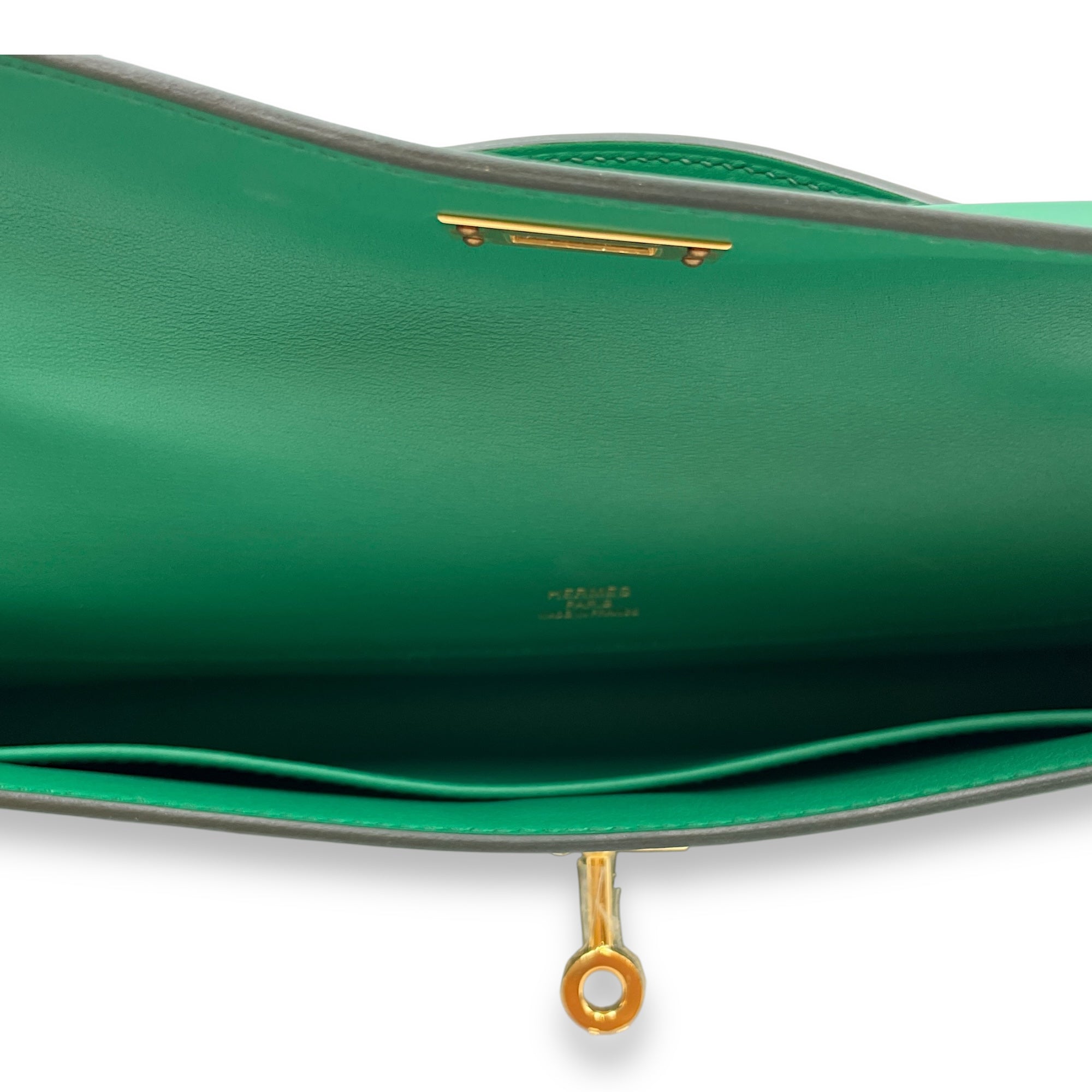 Kelly Cut Vert Vertigo in Swift, Gold hardware