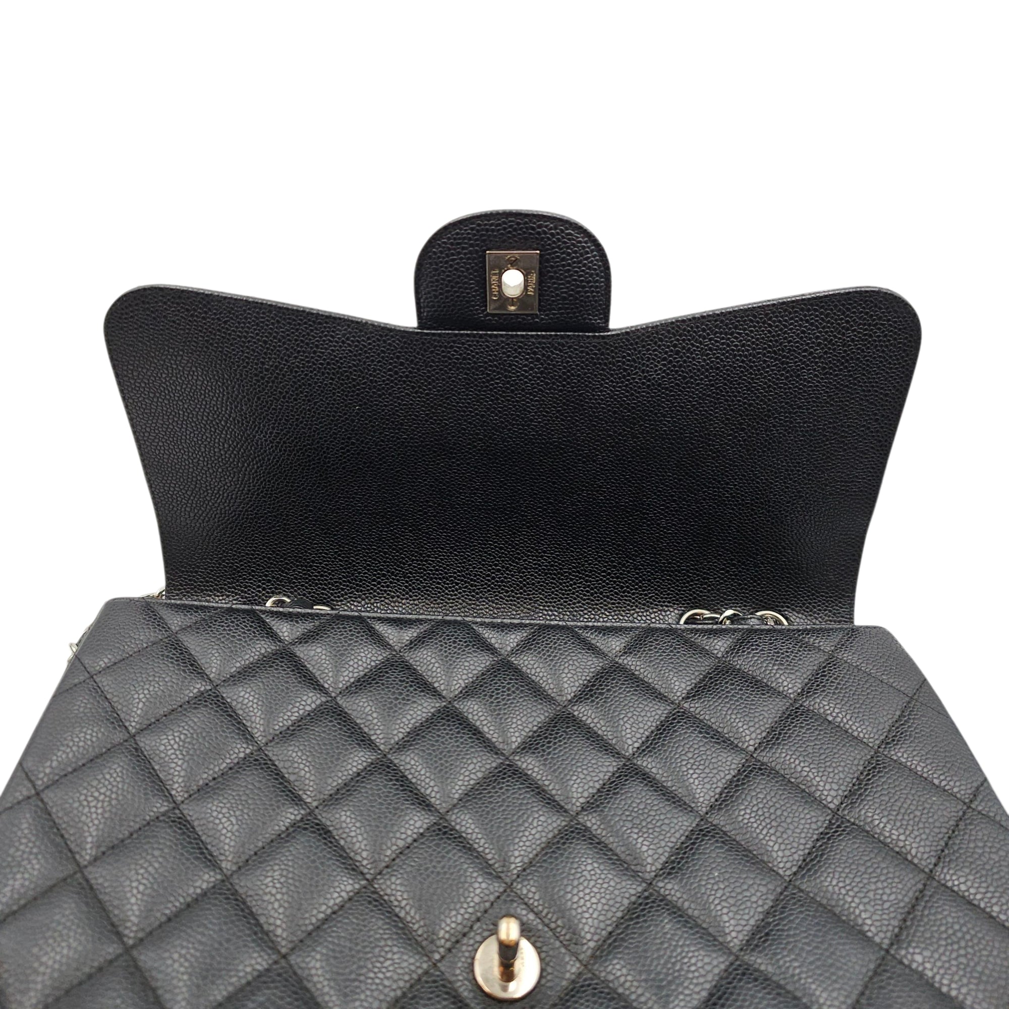 Quilted CC Jumbo Black Flap Bag in Caviar Leather, Silver hardware