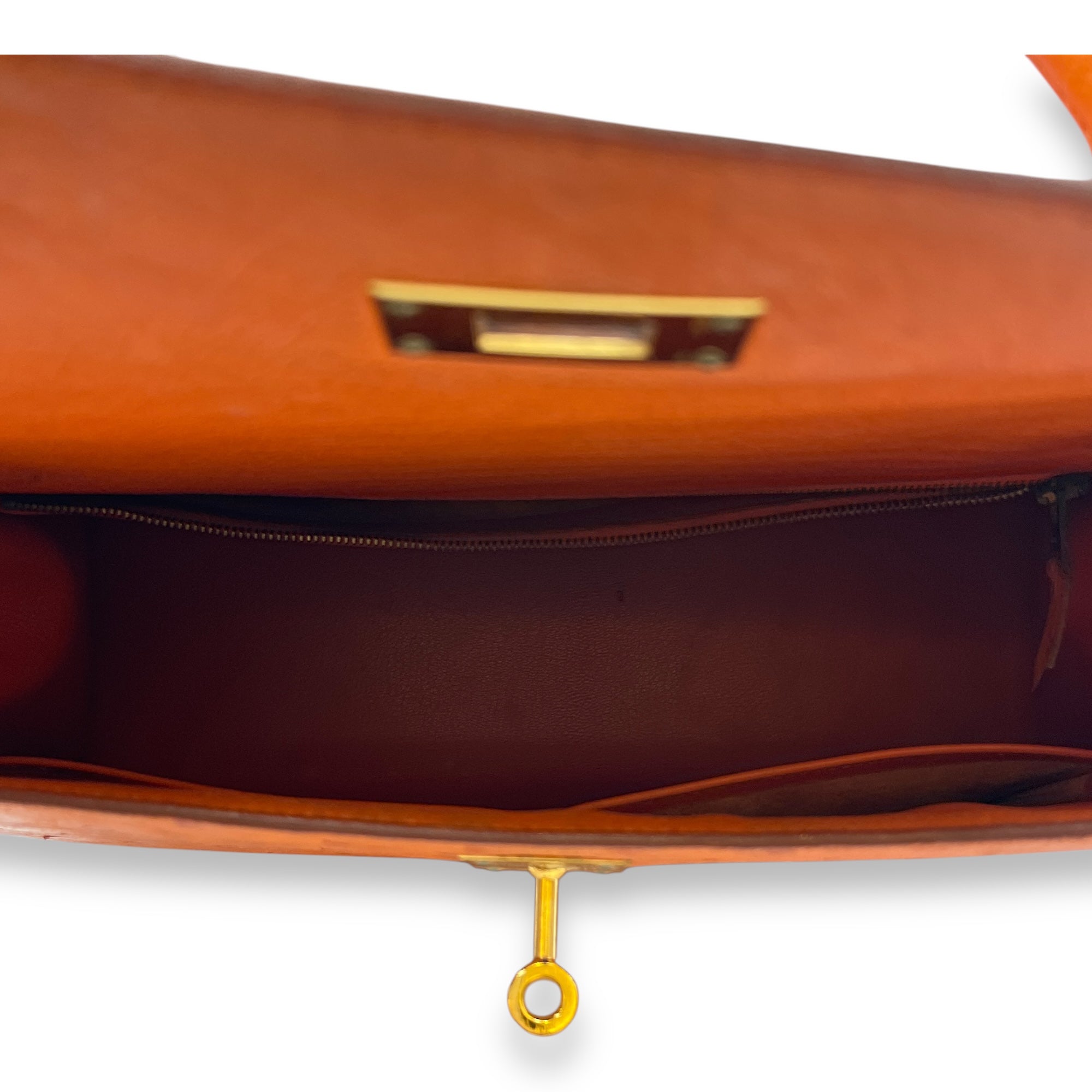 Sellier Kelly 32 Orange in Ostrich, Gold hardware