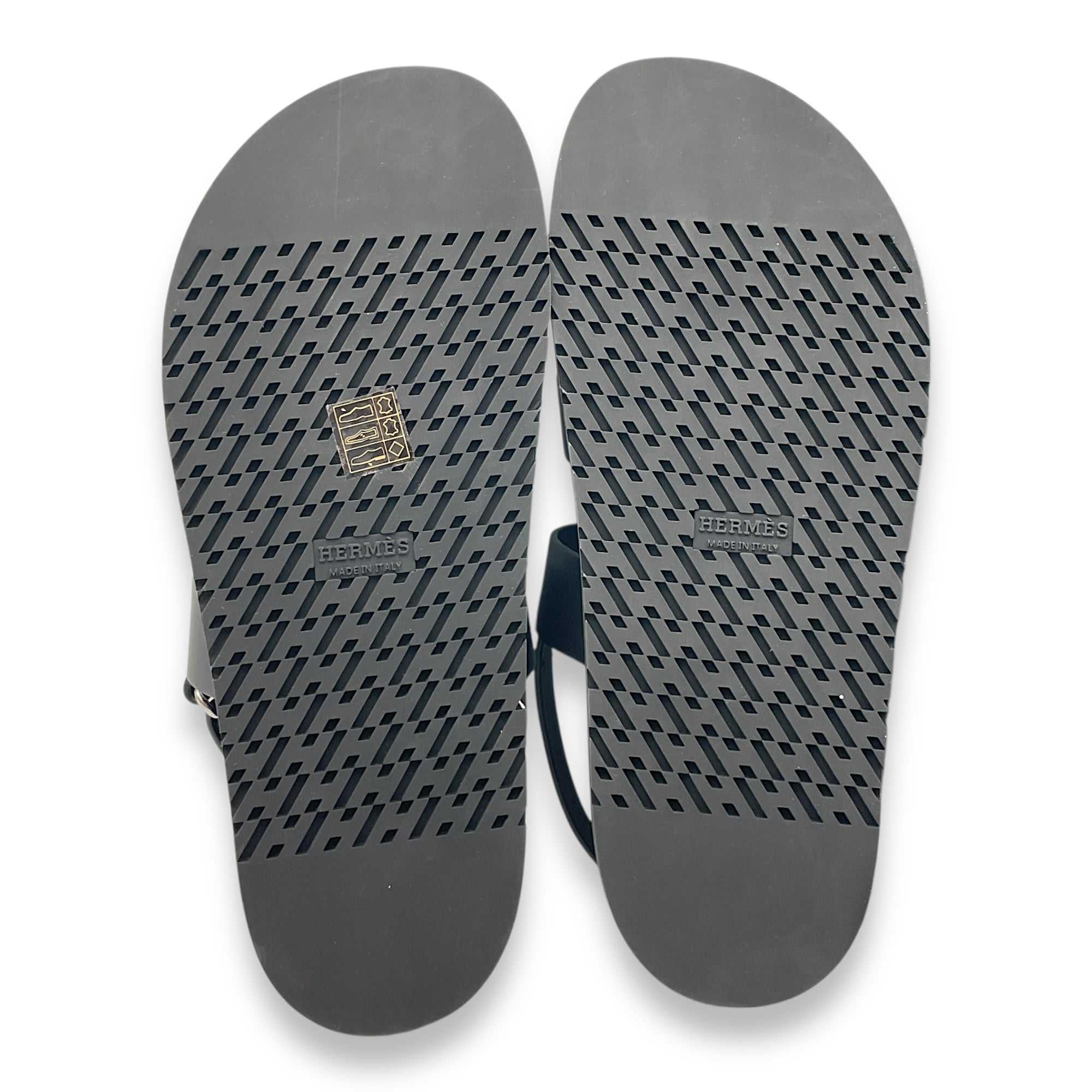 Genius 39 Black Sandal in Calfskin