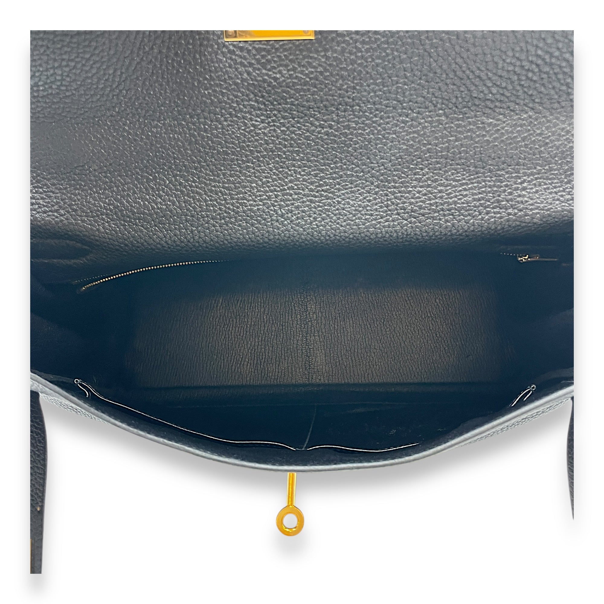 Kelly 32 Black in Togo, Gold hardware