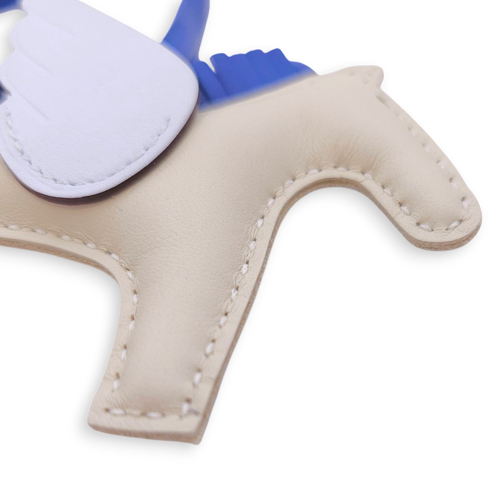 Pegasus PM Craie/Blue Brume/Blue France Charm in Milo/Swift