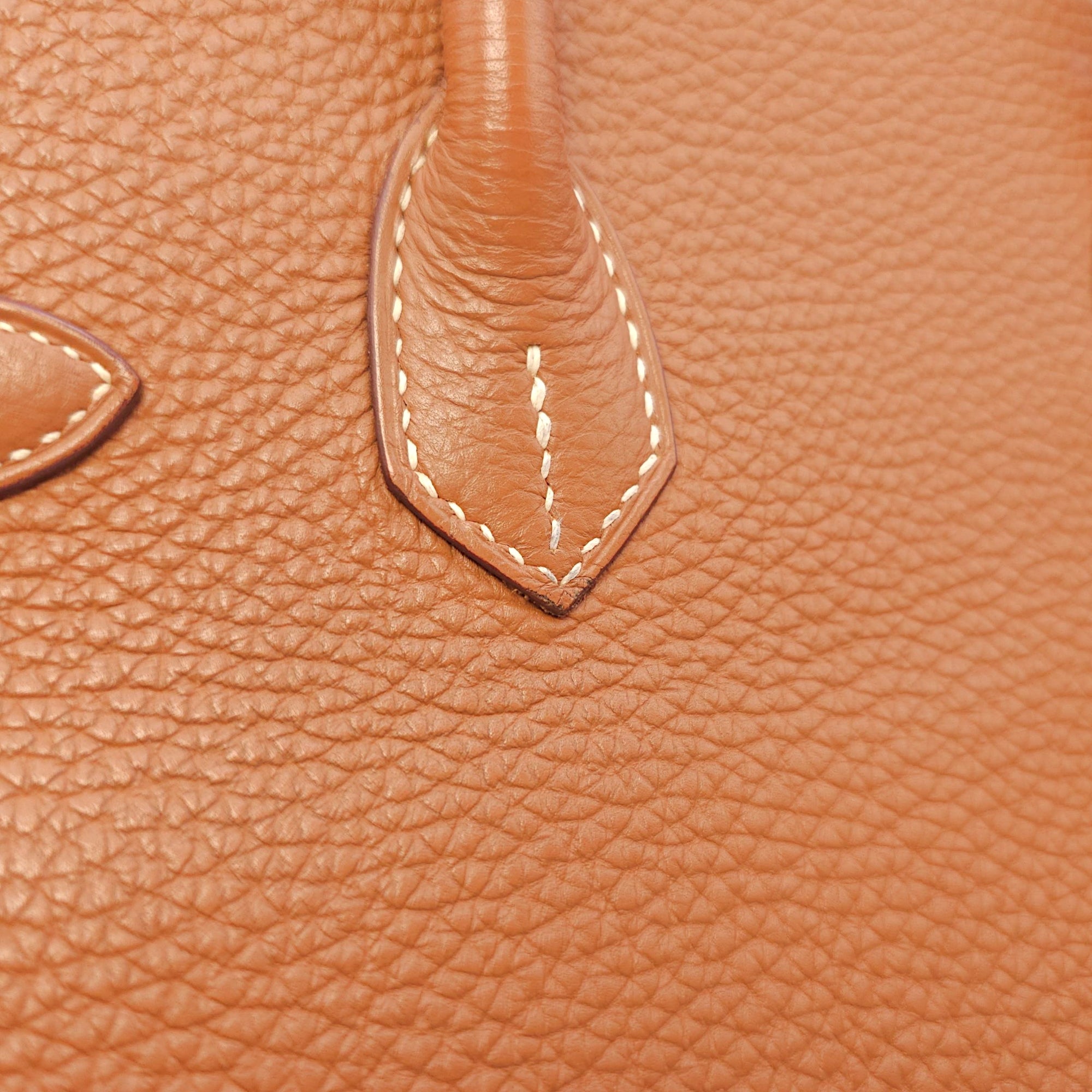 Birkin 30 Gold in Togo, Gold hardware