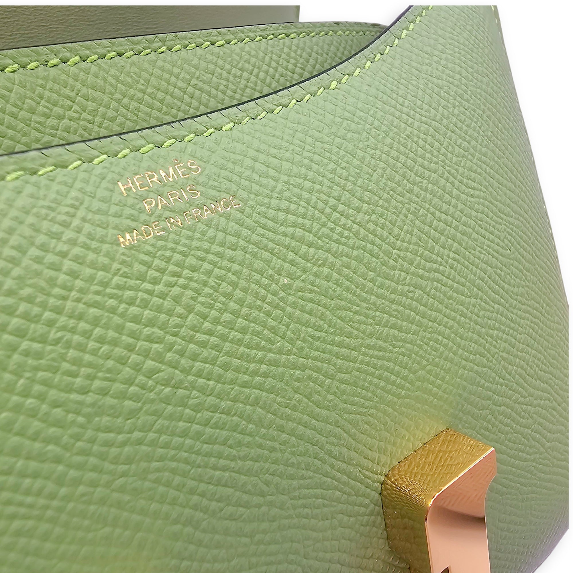 Constance 18 Vert Criquet in Epsom, Gold hardware