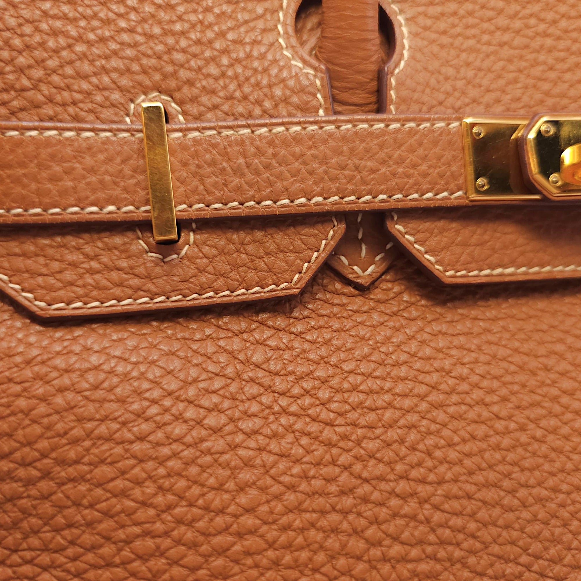 Birkin 30 Gold in Togo, Gold hardware