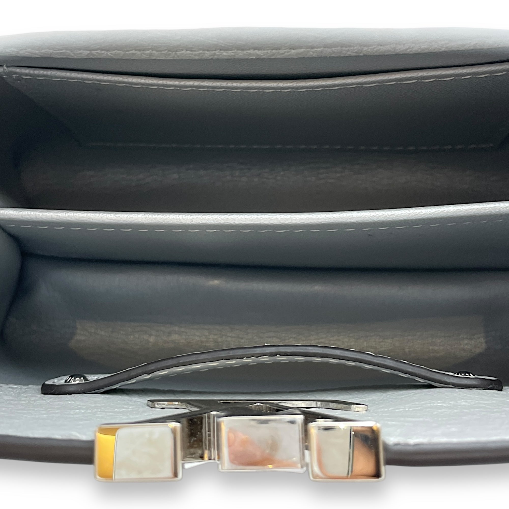 Capucines Mini Grey Top Handle Bag in Ostrich, Silver hardware
