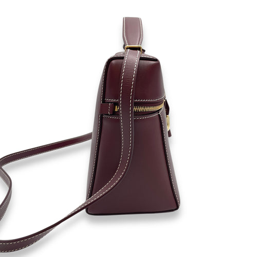 Extra Pocket 27 Saddle Leat Shoulder Bag in Calfskin, Gold hardware