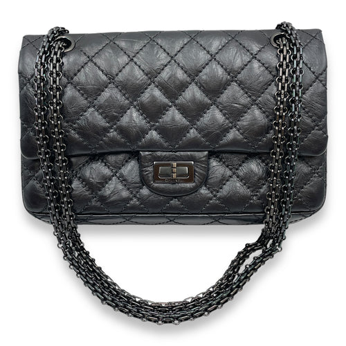 Resissue 2.55 So Black Flap Bag in Distressed Leather