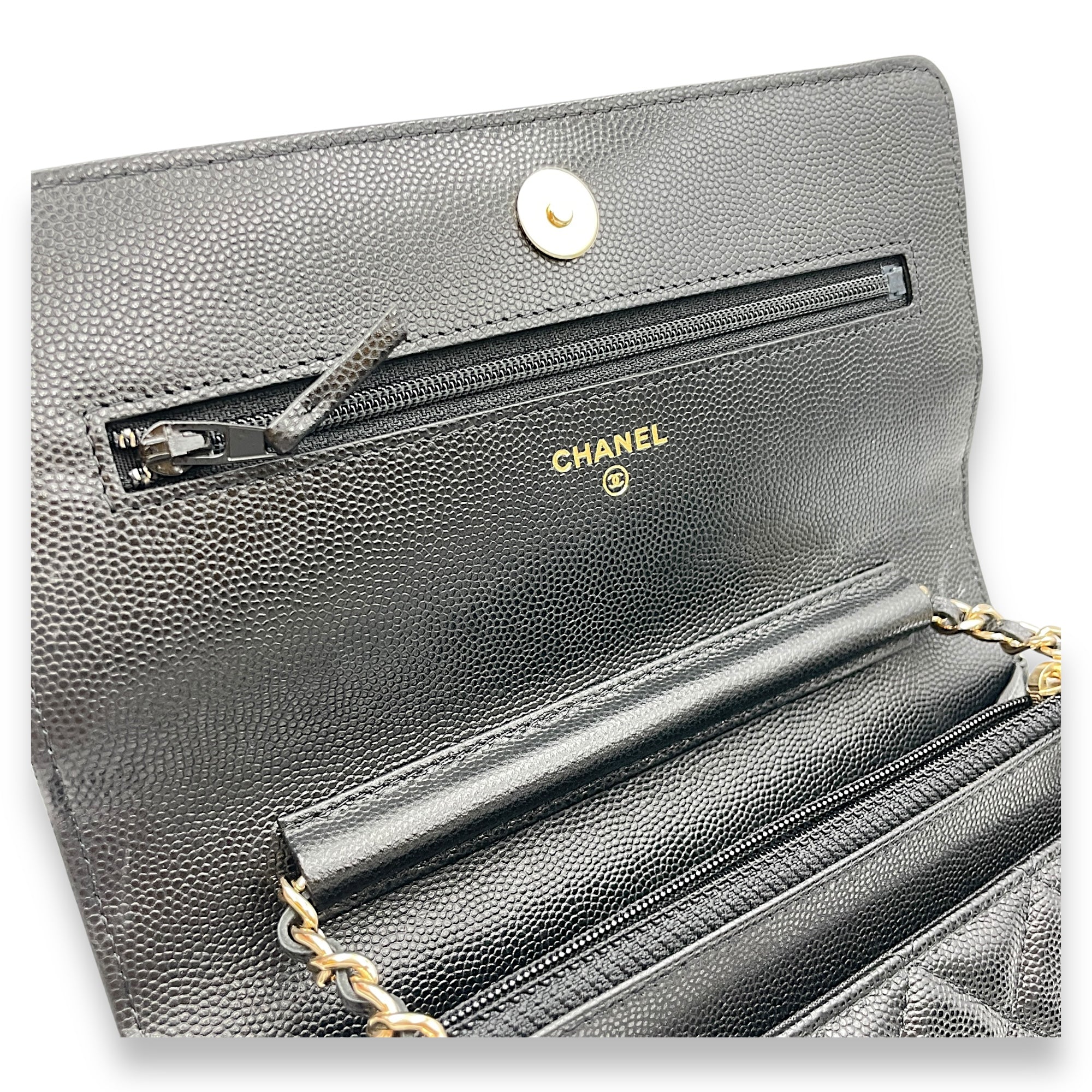 Quilted CC Black Wallet on Chain in Caviar Leather, Gold hardware