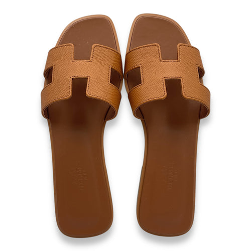 Oran 36 Gold Sandal in Epsom