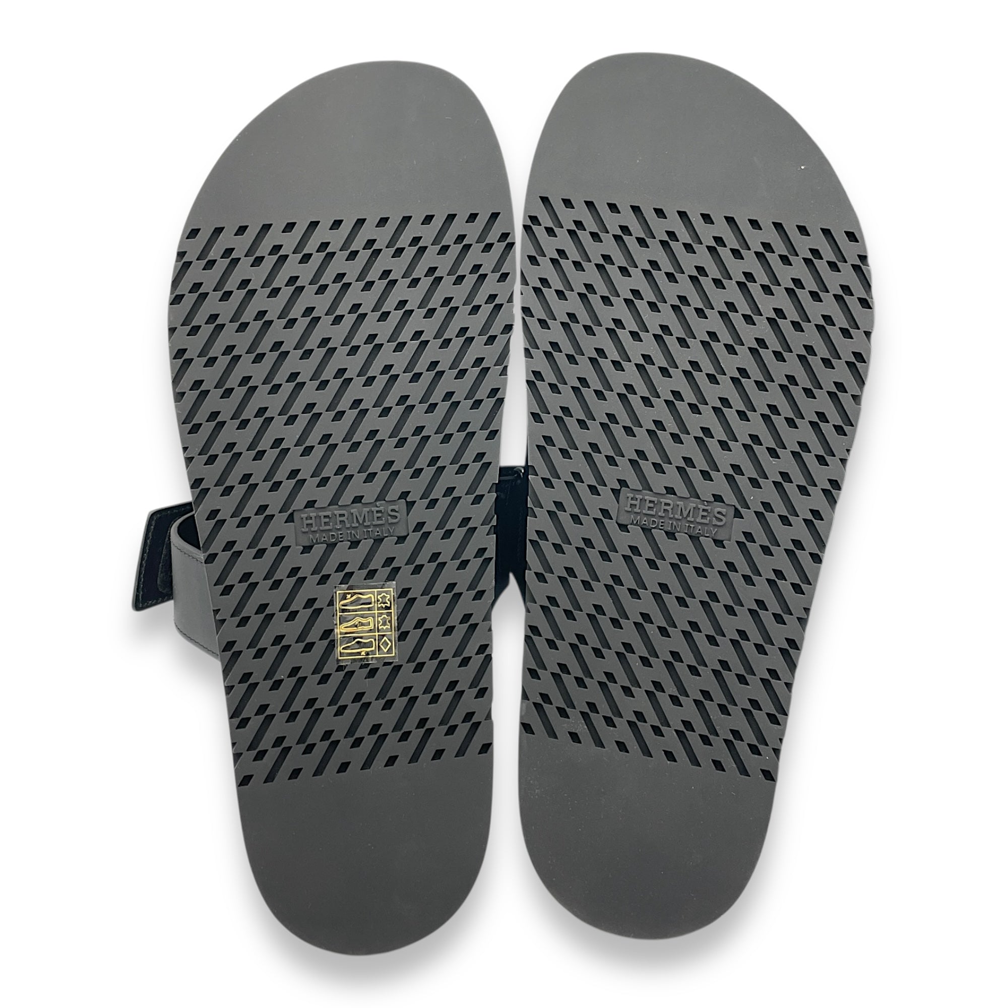 Chypre 42.5 Black Sandal in Calfskin
