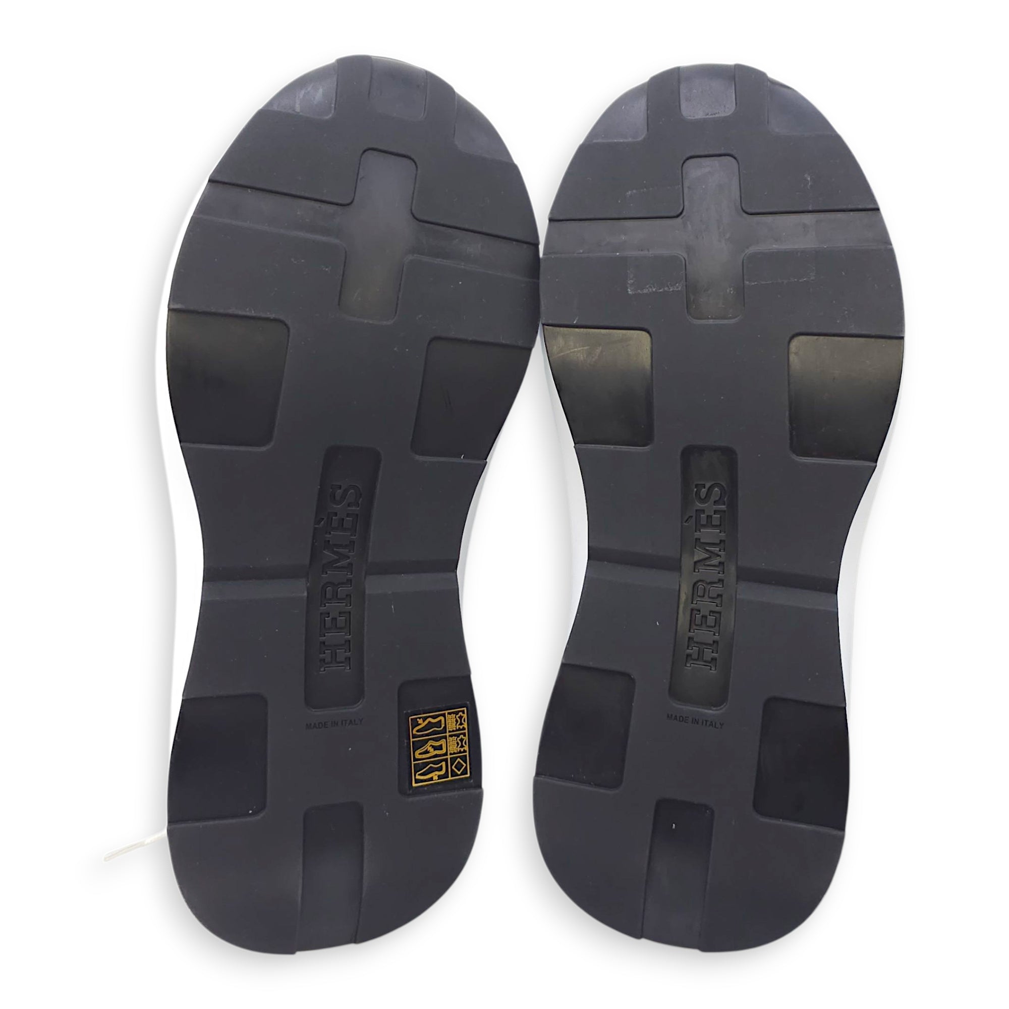 Gramme 38.5 White Sneaker in Calfskin