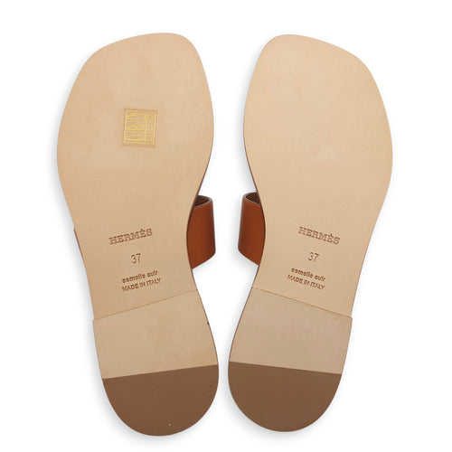 July 37 Naturel Sandal in Calfskin