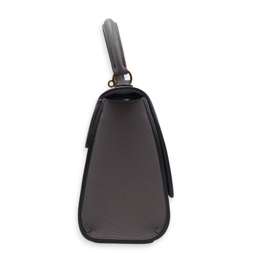 Rejane PM Grey Shoulder Bag in Calfskin, Gold hardware