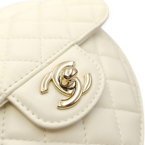 CC White Heart Bag in Lambskin, Champagne hardware