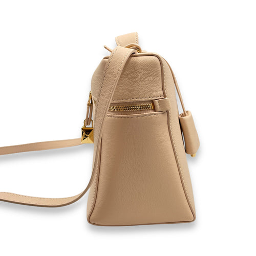 Extra Pocket 27 Honey Beige Shoulder Bag in Calfskin, Gold hardware