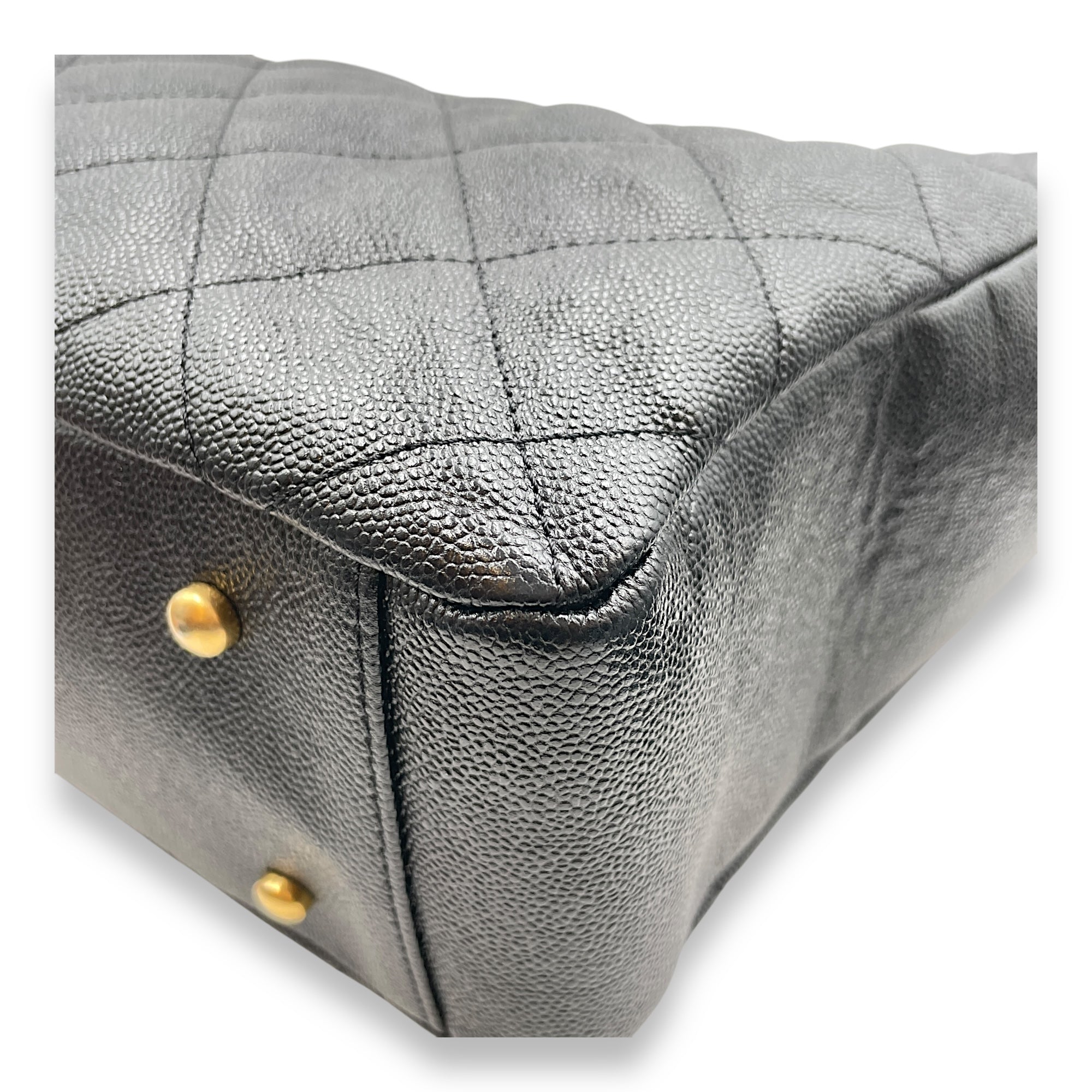 Quilted CC Black Tote Bag in Caviar Leather, Gold hardware