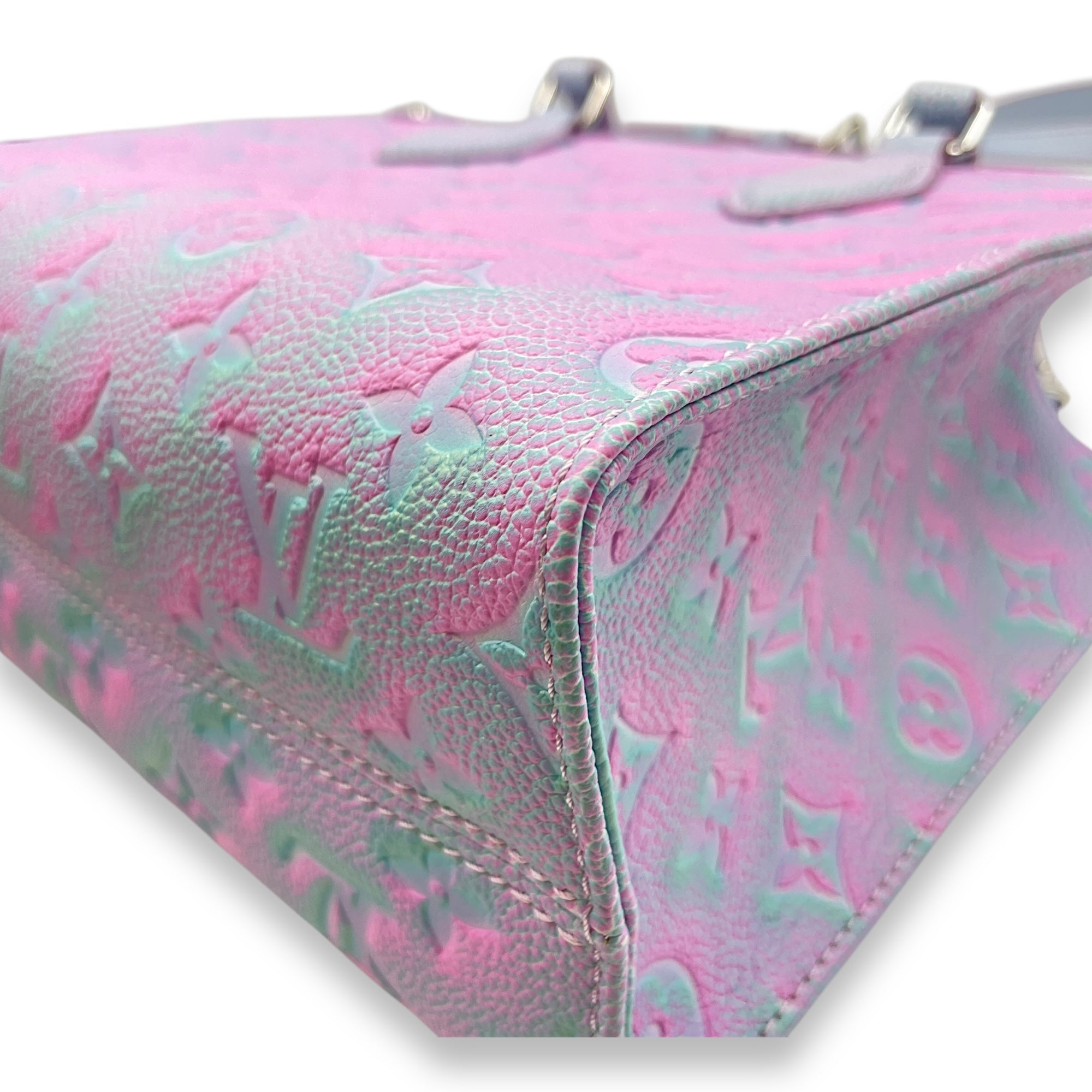 OnTheGo Stardust in Lilas Blue/Pink Top Handle Bag in Calfskin, Silver hardware